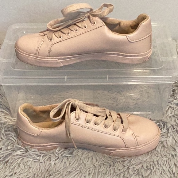 Tommy Hilfiger pink faux leather sneakers size 7 - Picture 2 of 7
